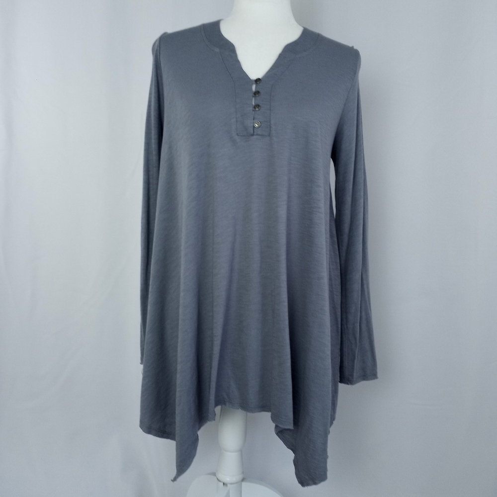 Maronie Shark Bite Hem Tunic Top